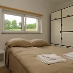 Nad Jeziorem Pestkownica